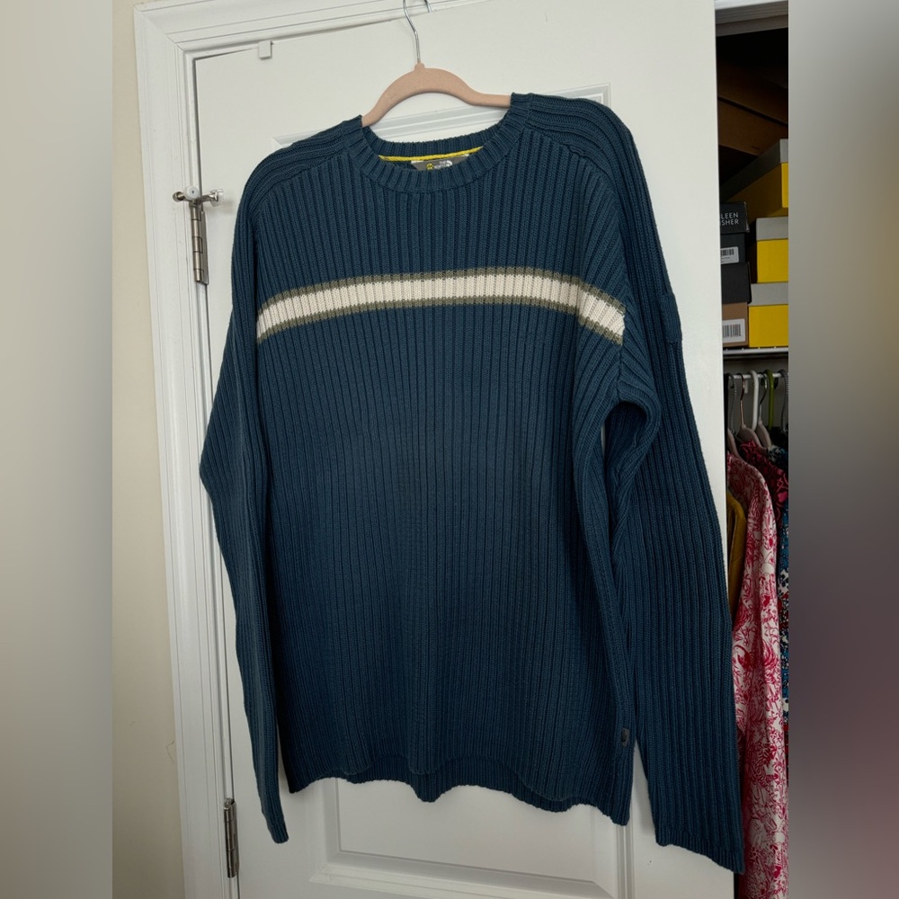 North Face cotton sweater size XL